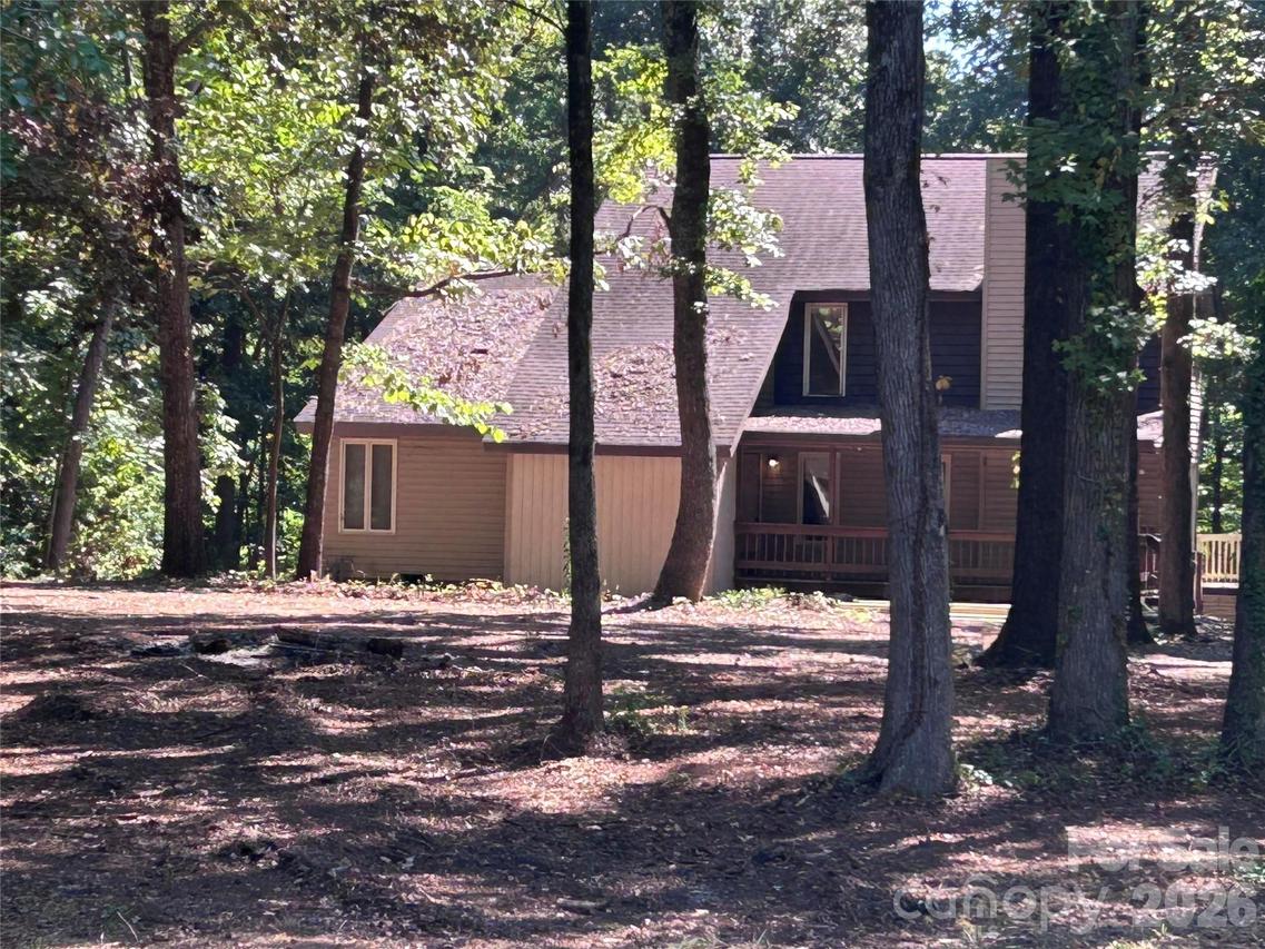 8209 Addison Dr., Harrisburg, NC 28075