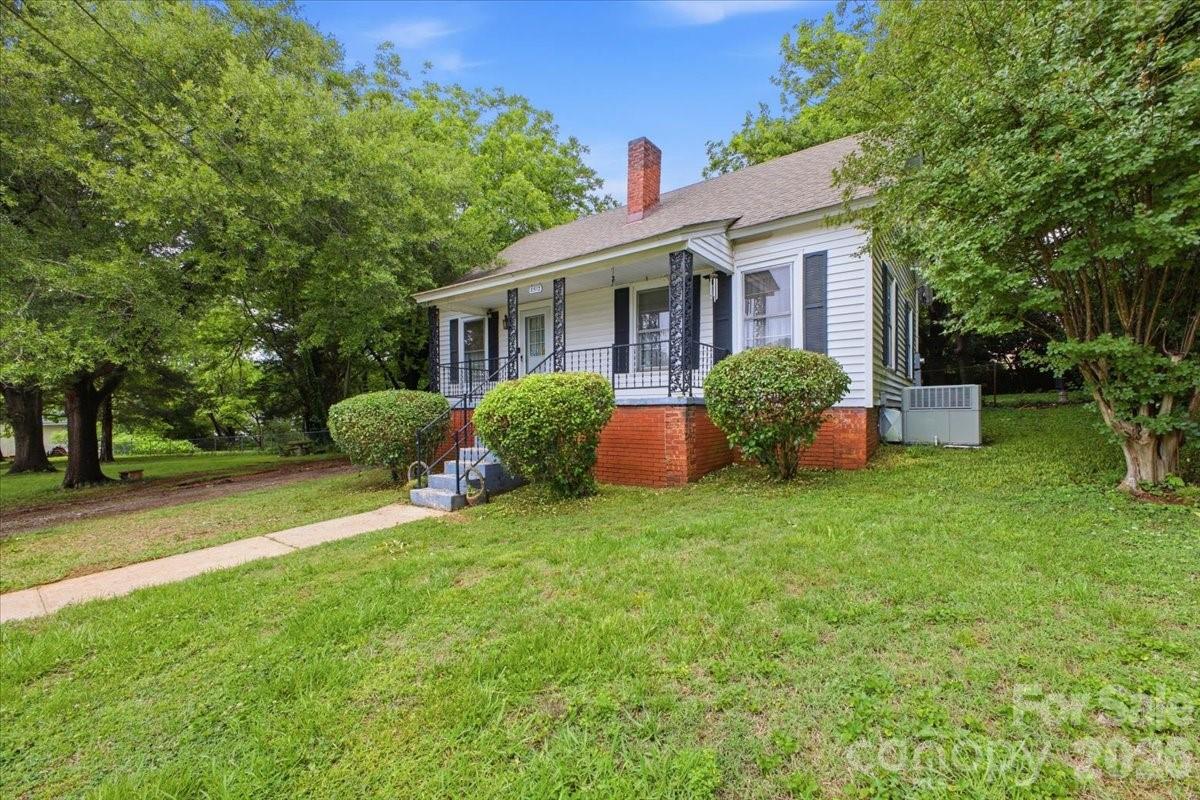 8512 Colgate Cir., Charlotte, NC 28214
