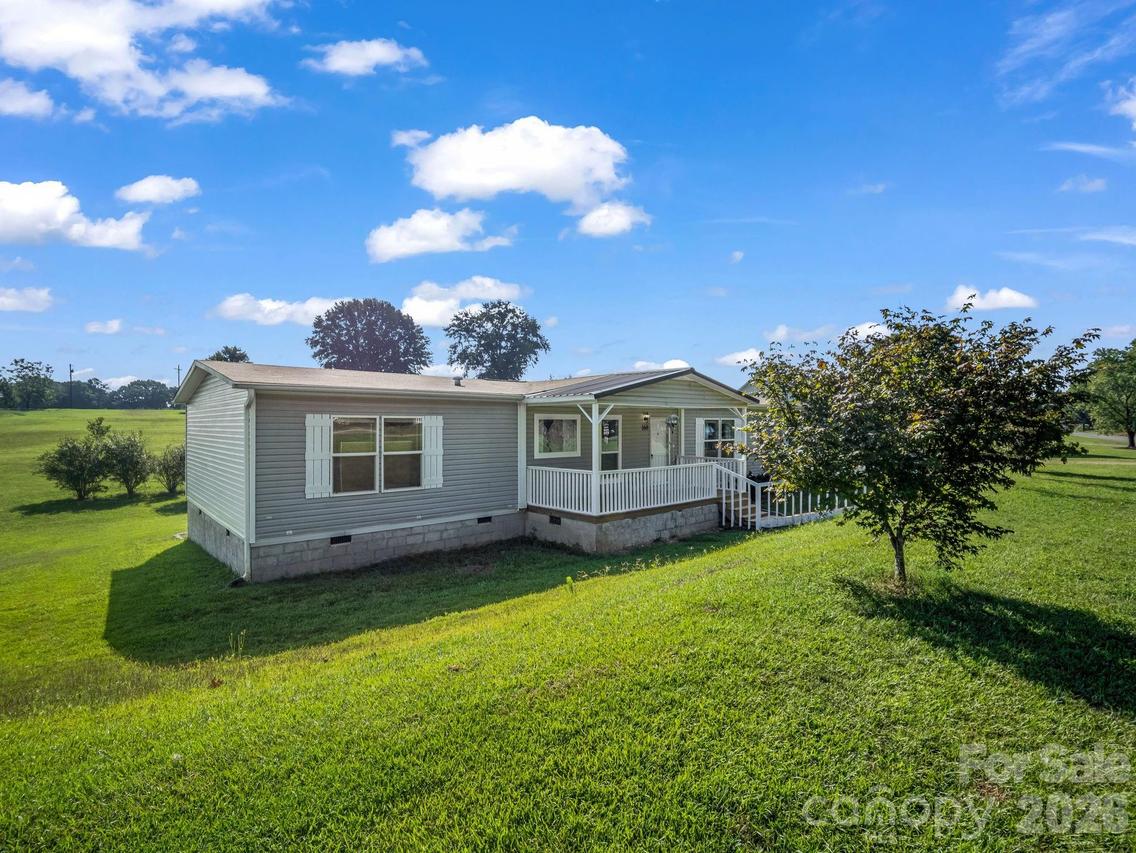 168 Gun Club Rd., Bostic, NC 28018