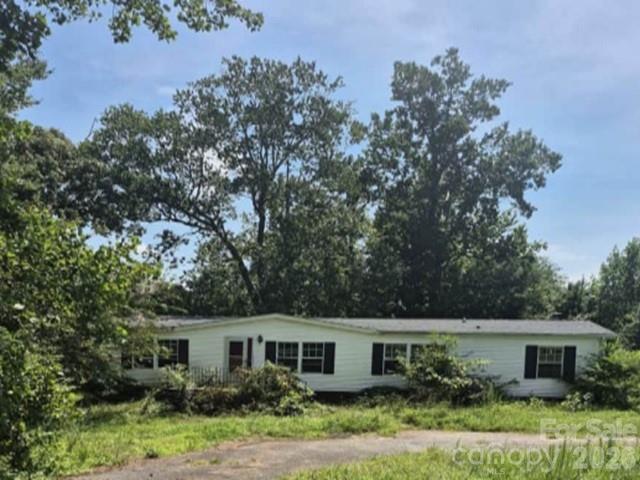 4831 Broken Pine Ln., Granite Falls, NC 28630