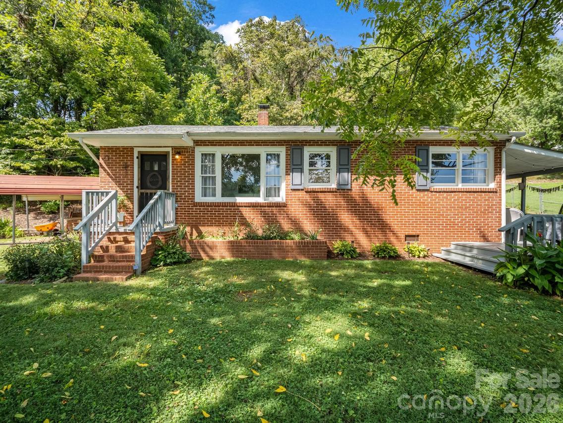 251 Baptist Side Rd., Old Fort, NC 28762