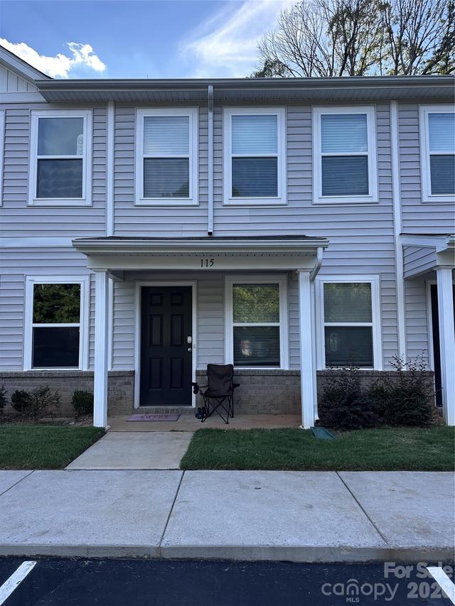 115 Villa Ln. #8, Lincolnton, NC 28092