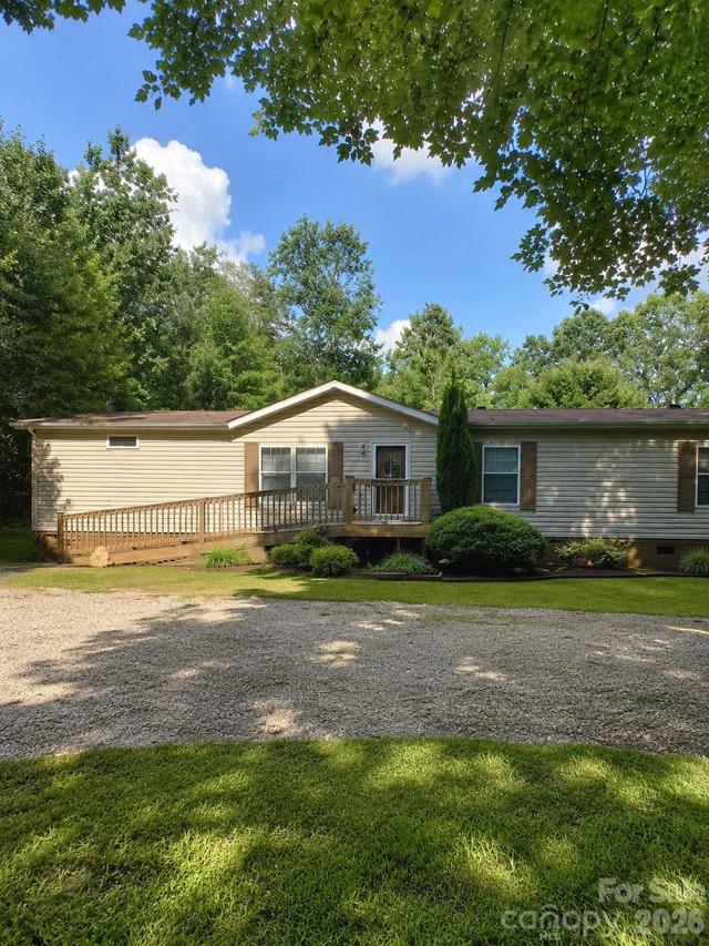 6162 Sherwood Ln., Denver, NC 28037