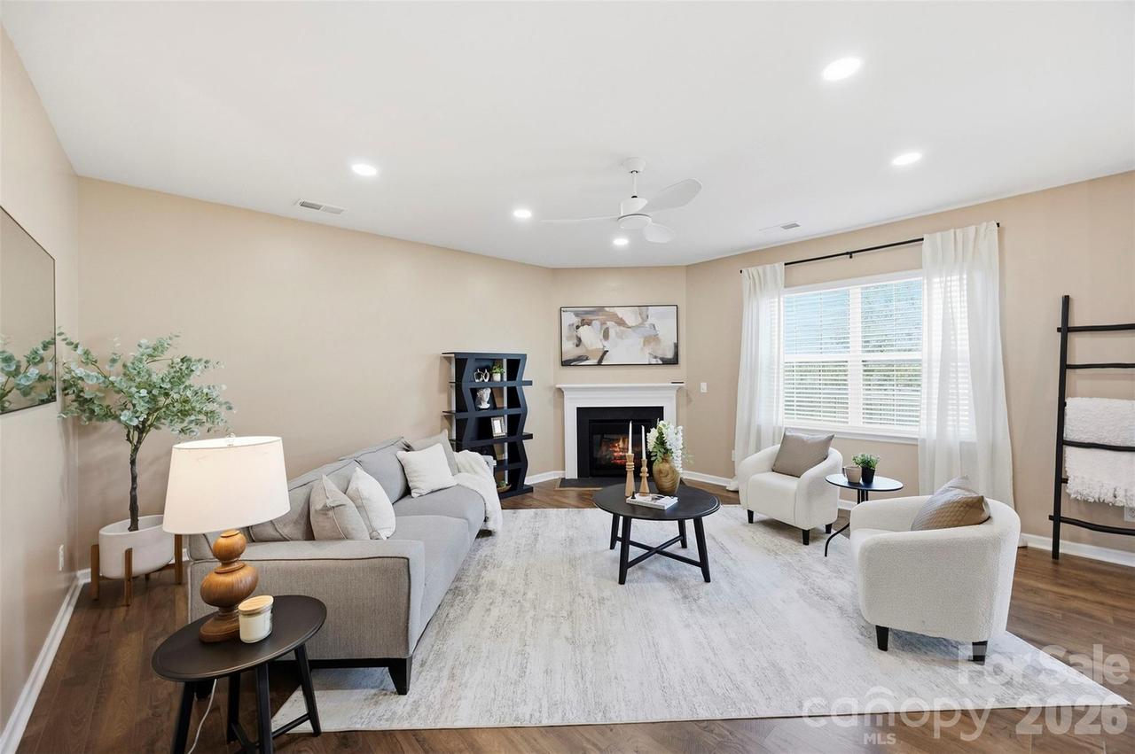 7572 Nolen Farm Dr., Gastonia, NC 28056