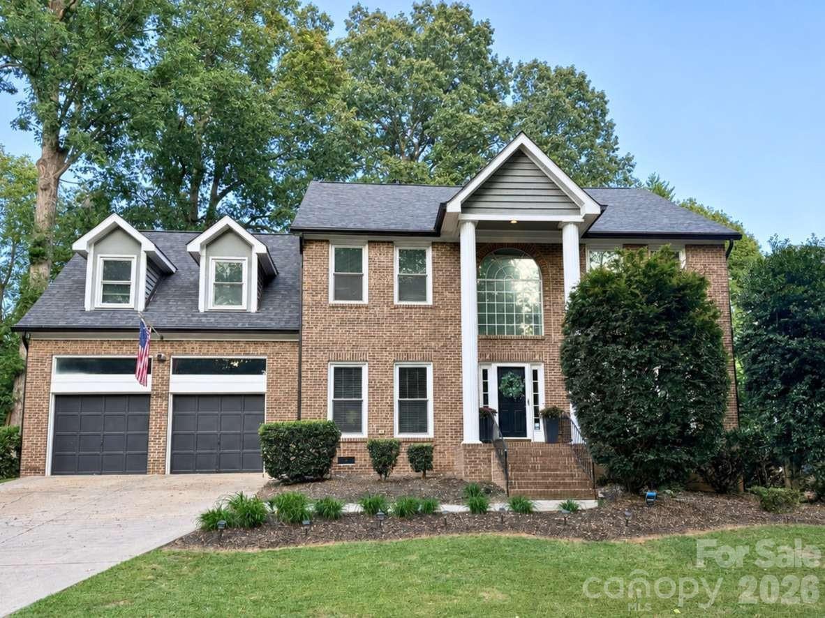 12512 Cliffcreek Dr., Huntersville, NC 28078