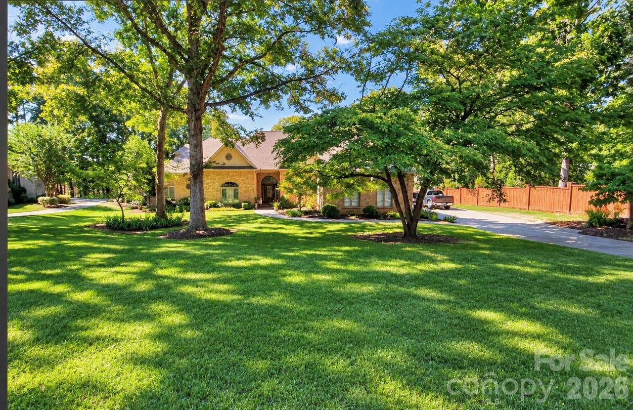 4124 Old Course Dr., Charlotte, NC 28277