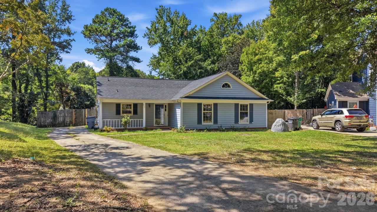 4301 Claybury Ct., Charlotte, NC 28227