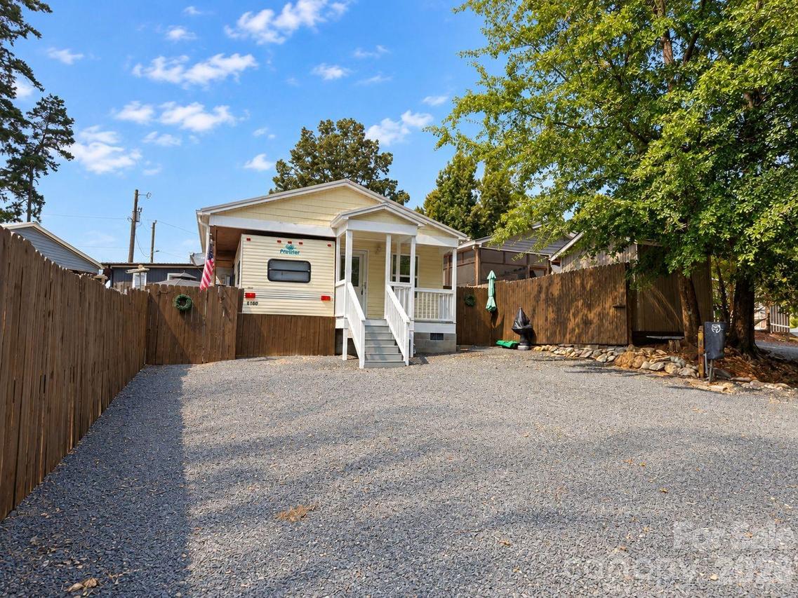 309 Lake Tillery Tr. #E130, Mount Gilead, NC 27306