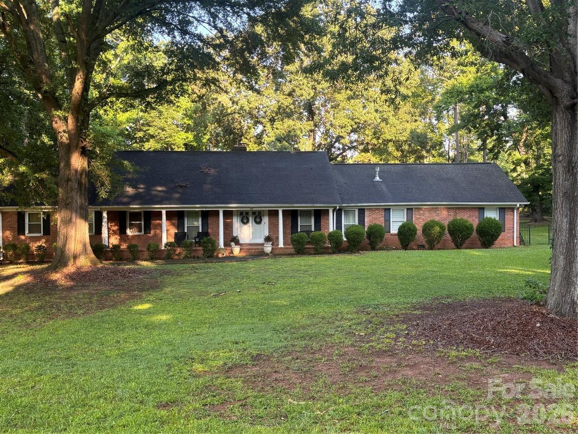 412 Brackenbury Ln. #1, Charlotte, NC 28270