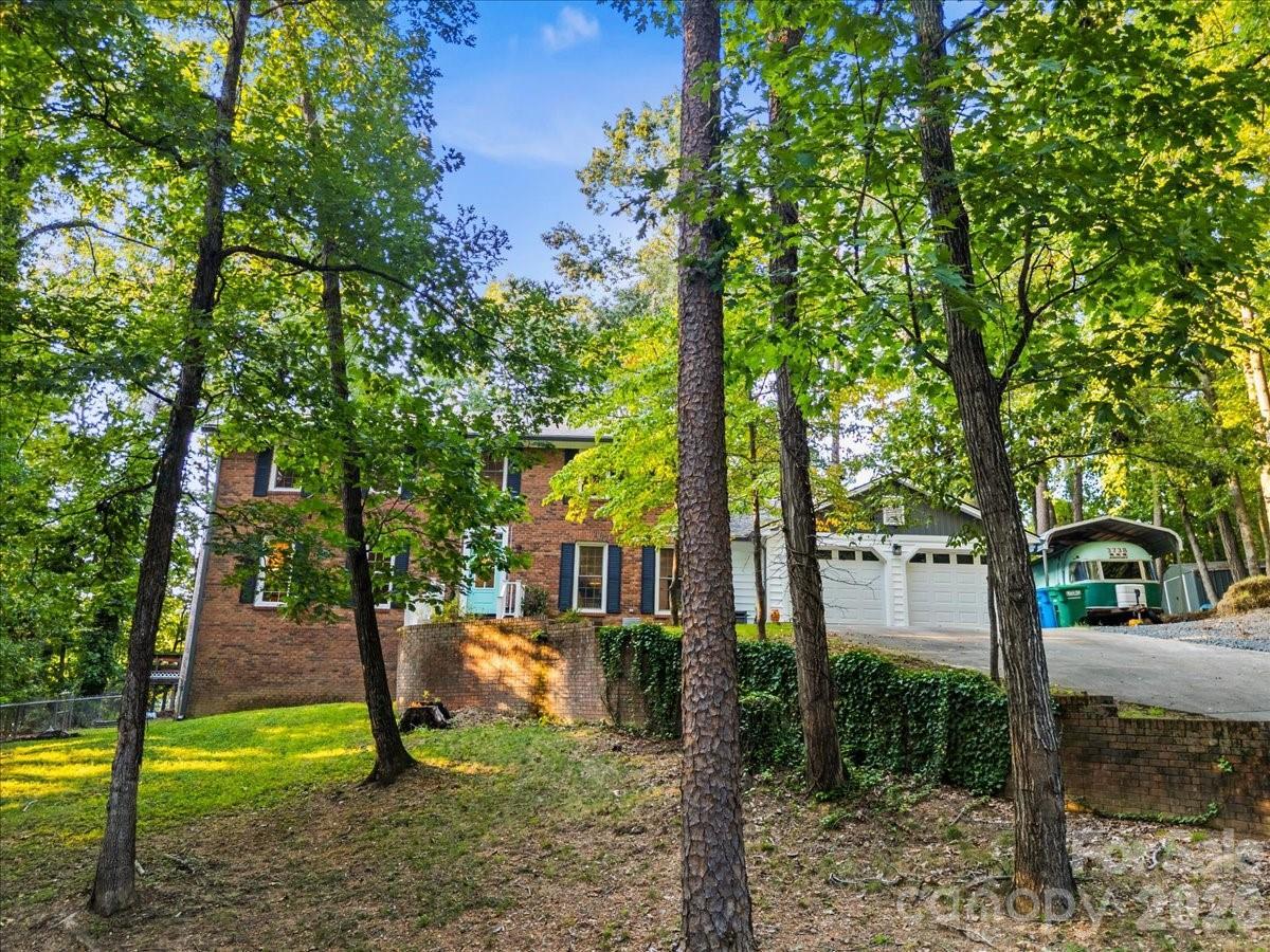 705 Brunson Dr., Albemarle, NC 28001