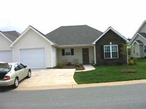 165 Oak Village Pwy, Mooresville, NC 28117