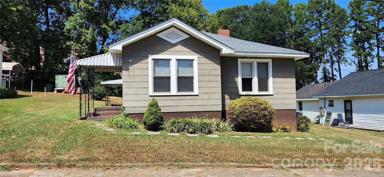 217 Tenth St., Cramerton, NC 28032