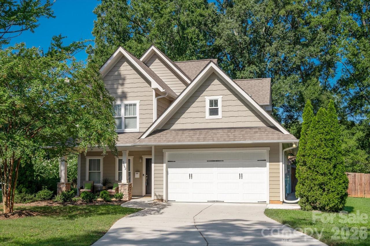 2562 Roseview Ln., Charlotte, NC 28205