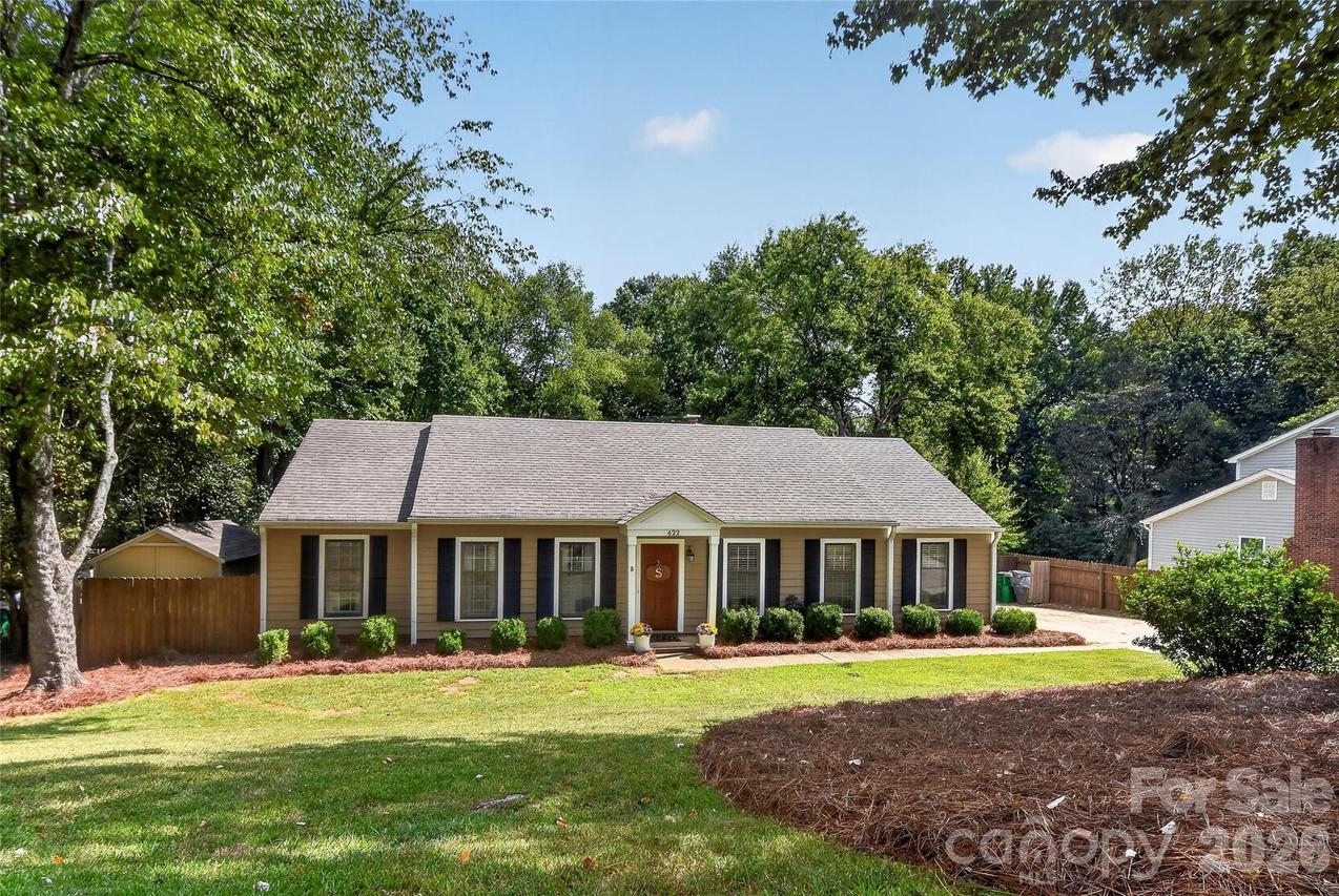 622 Silversmith Ln., Charlotte, NC 28270