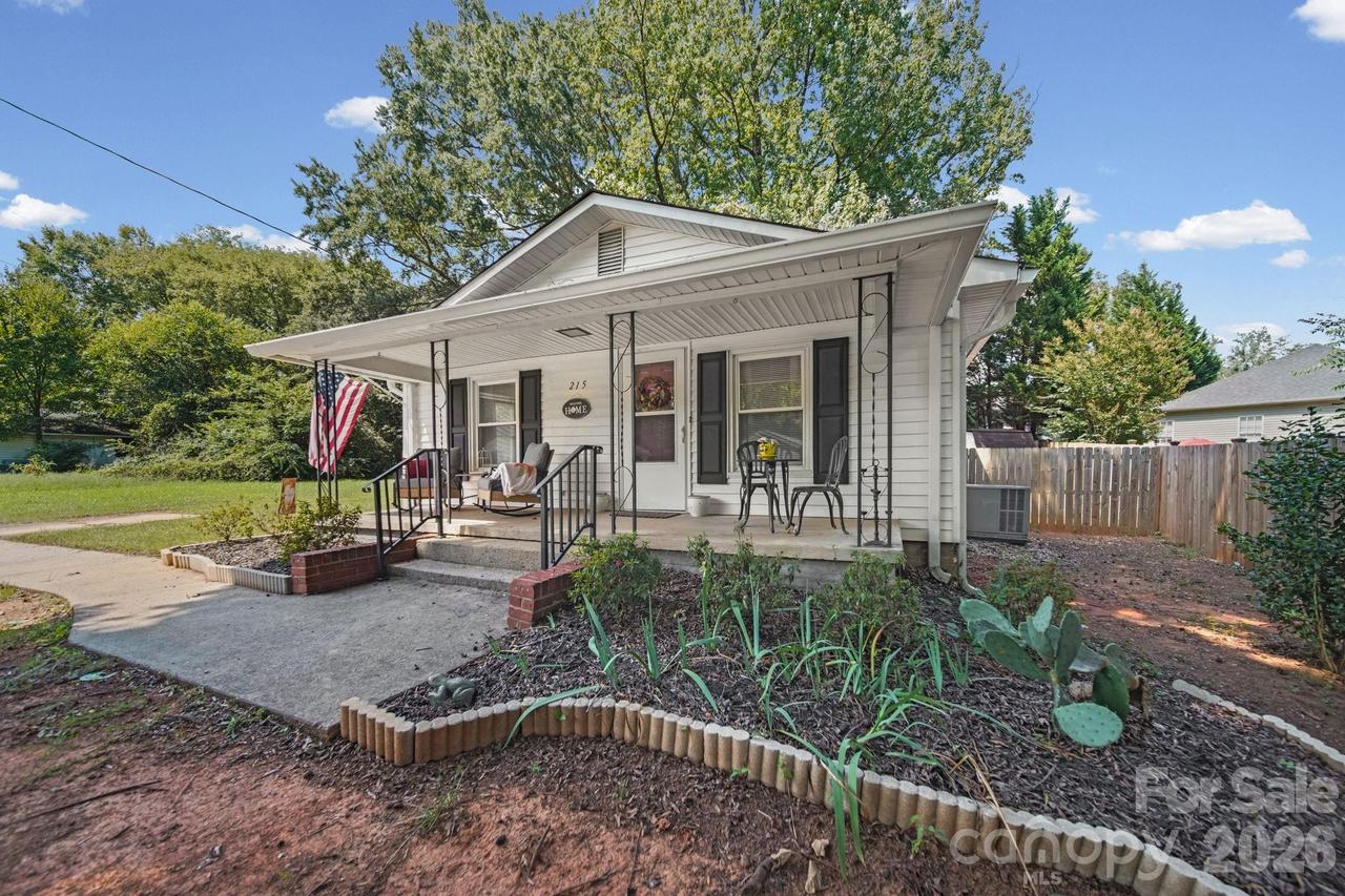 215 Small St., Kannapolis, NC 28083