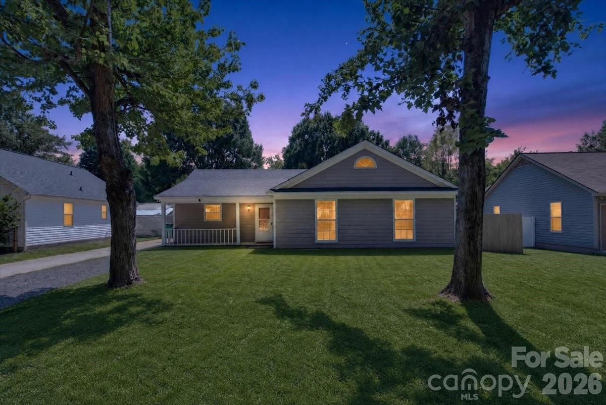 8006 Sheringham Way, Charlotte, NC 28227