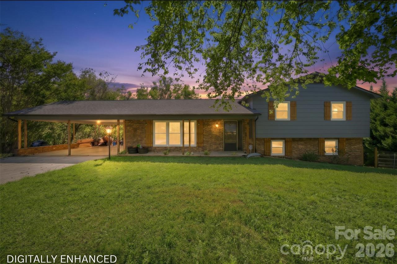 2935 Palmer Pl., Hudson, NC 28638