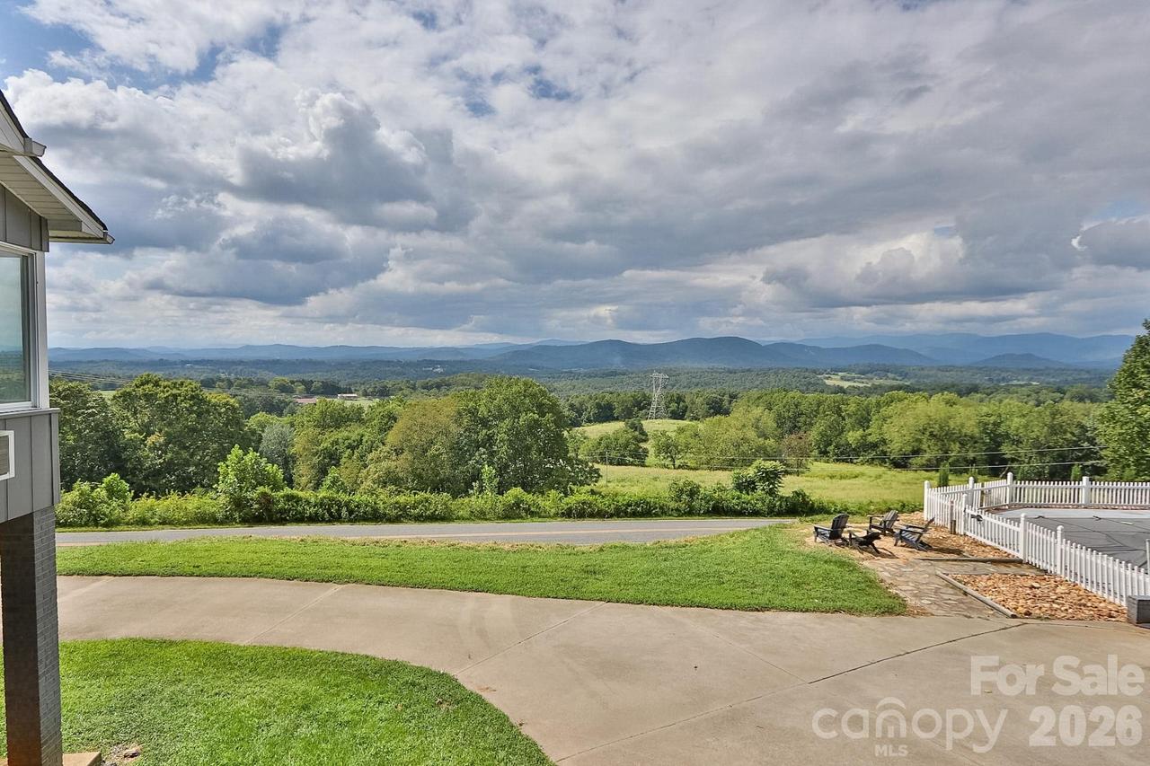 3459 Billings Hill Church Rd., Traphill, NC 28685