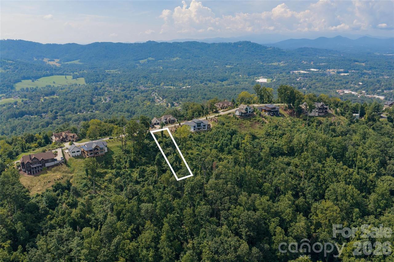 44 Longstreet Ct. #5, Weaverville, NC 28787