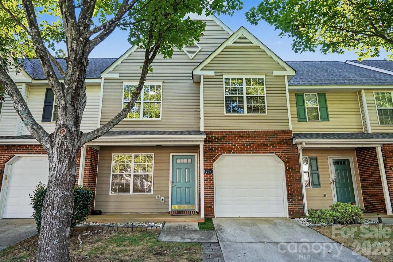 11907 Maria Ester Ct., Charlotte, NC 28277