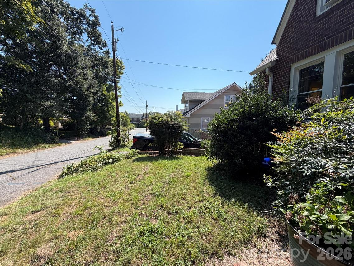177 W 6th St., Rutherfordton, NC 28139