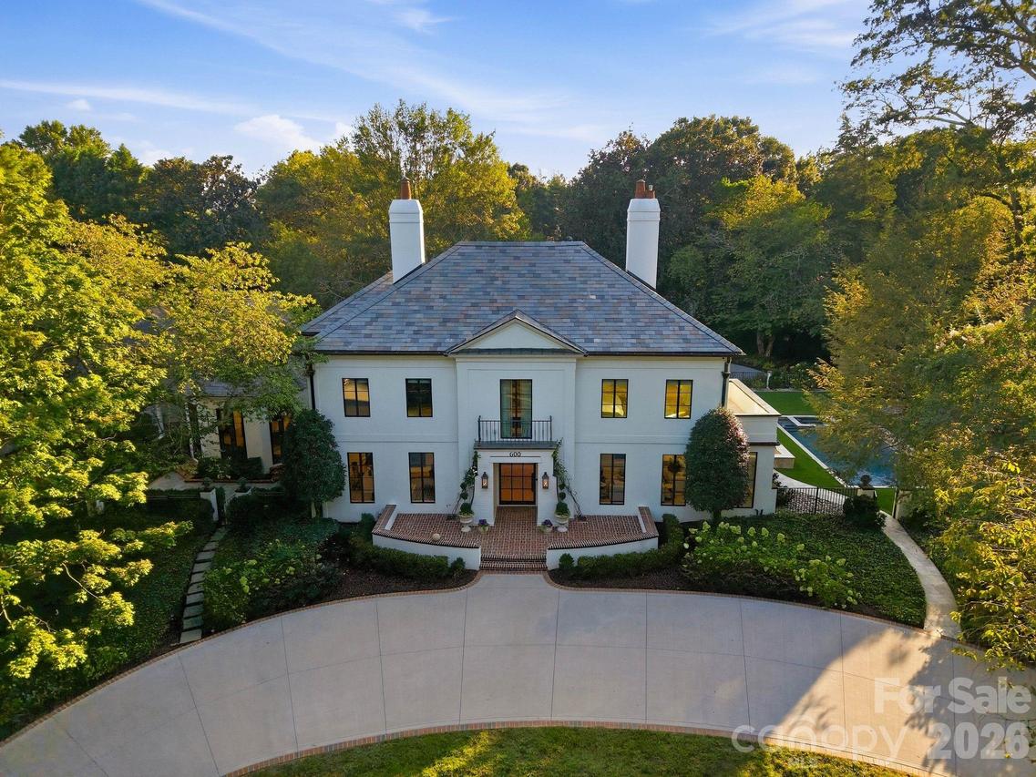 600 Hermitage Rd., Charlotte, NC 28207