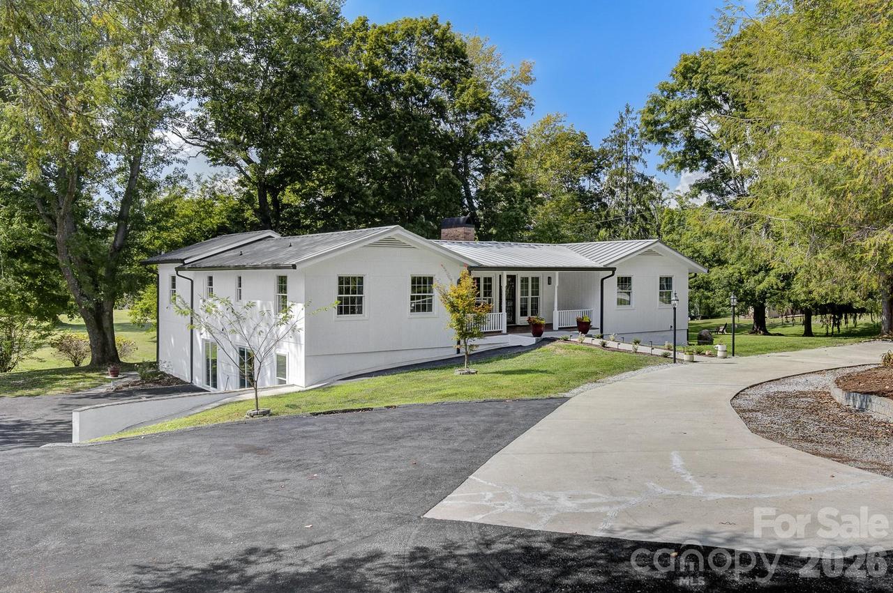 211 Pinner Rd., Arden, NC 28704