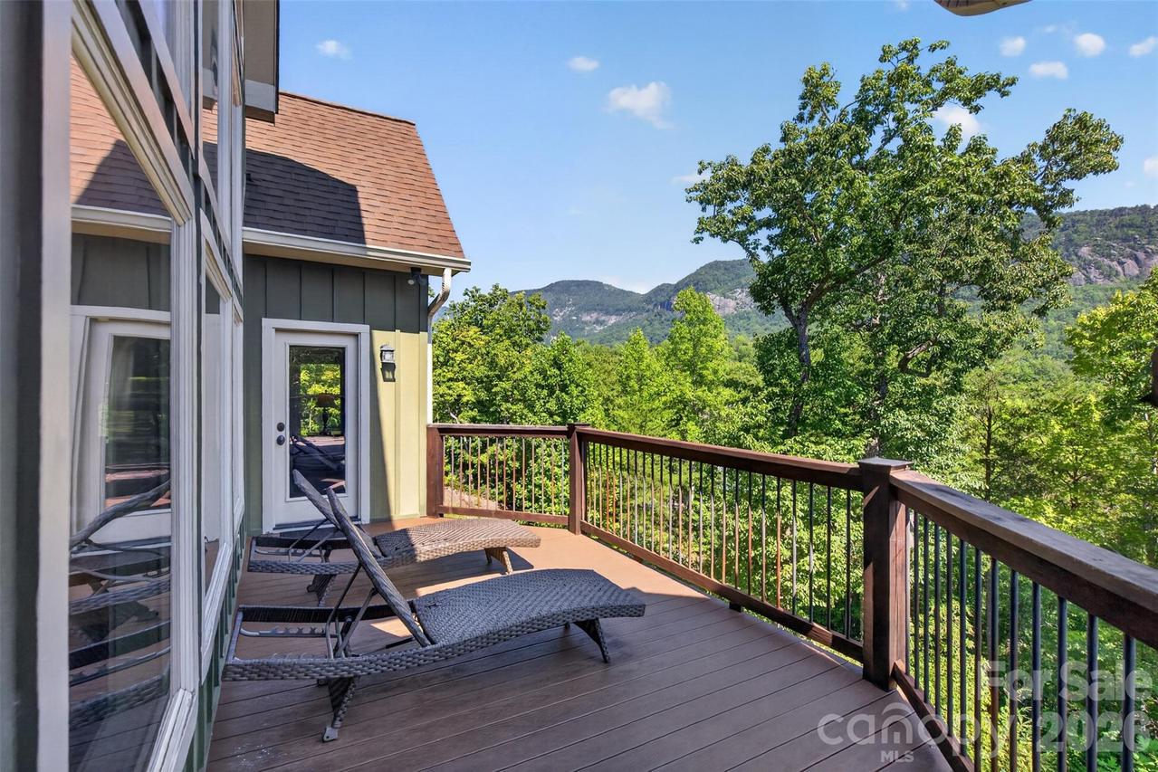 343 Garden Ln., Lake Lure, NC 28746