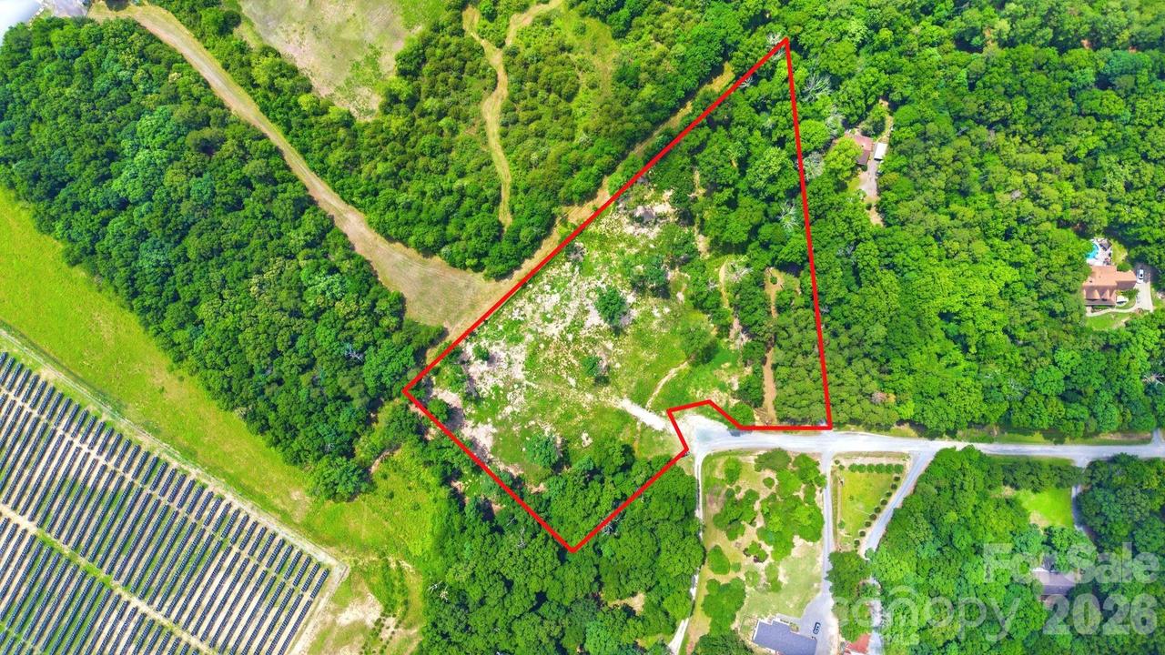 2518 Cabarrus Farms Rd., Midland, NC 28107