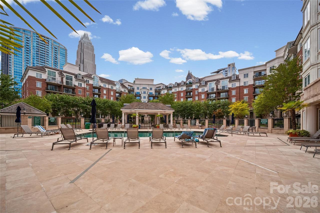 300 W 5th St. #228, Charlotte, NC 28202
