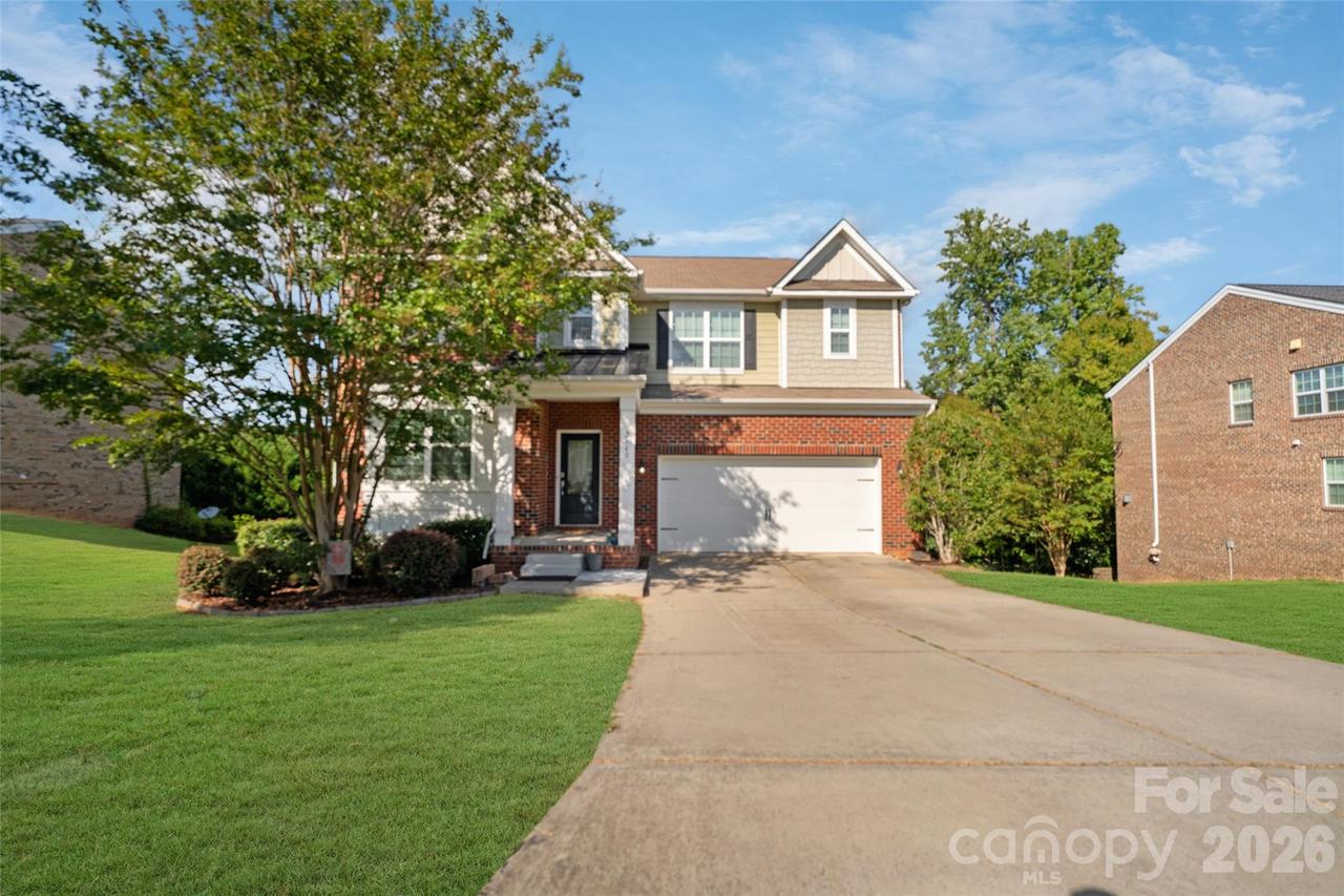 2440 Flintshire Ln., Gastonia, NC 28056