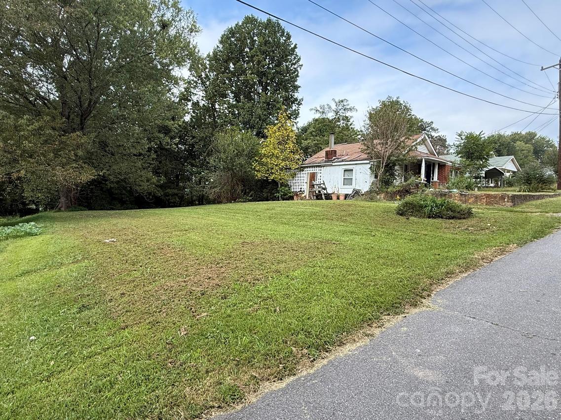 68 Morris Ave., Marion, NC 28752