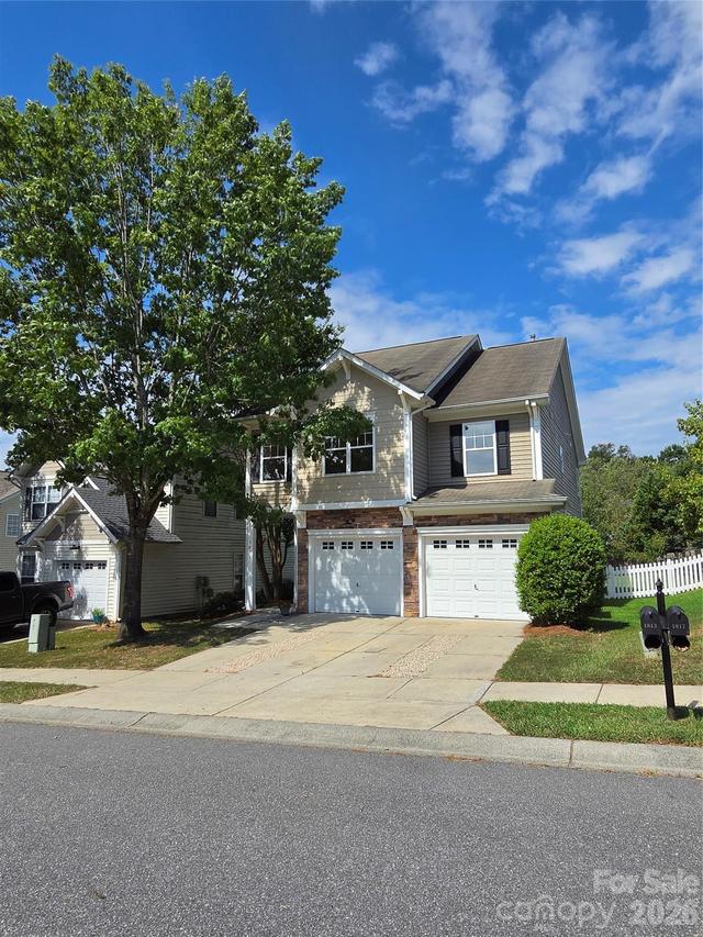 1813 Crabapple Tree Ln., Charlotte, NC 28214
