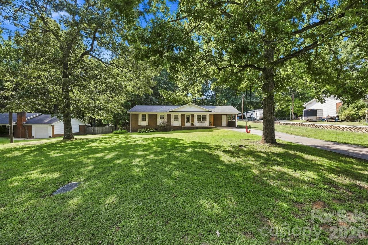 216 Ferris Ave., Rockwell, NC 28138