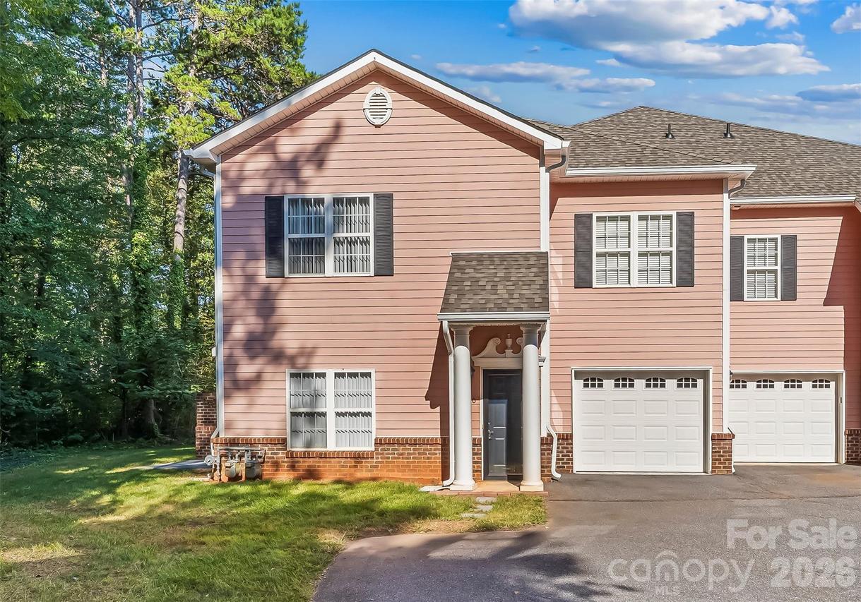 1360 21st Ave., Hickory, NC 28601