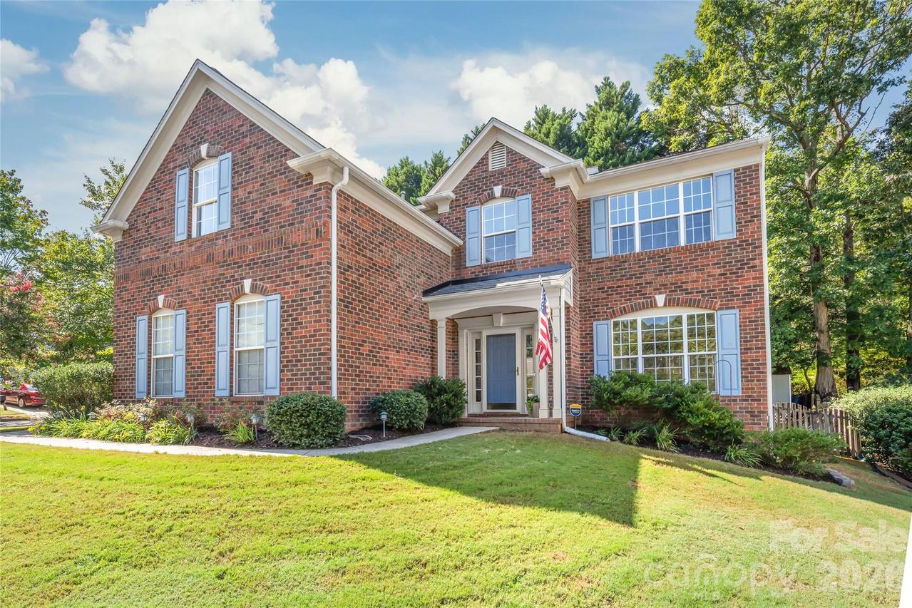 7606 Dinniston Dr., Huntersville, NC 28078