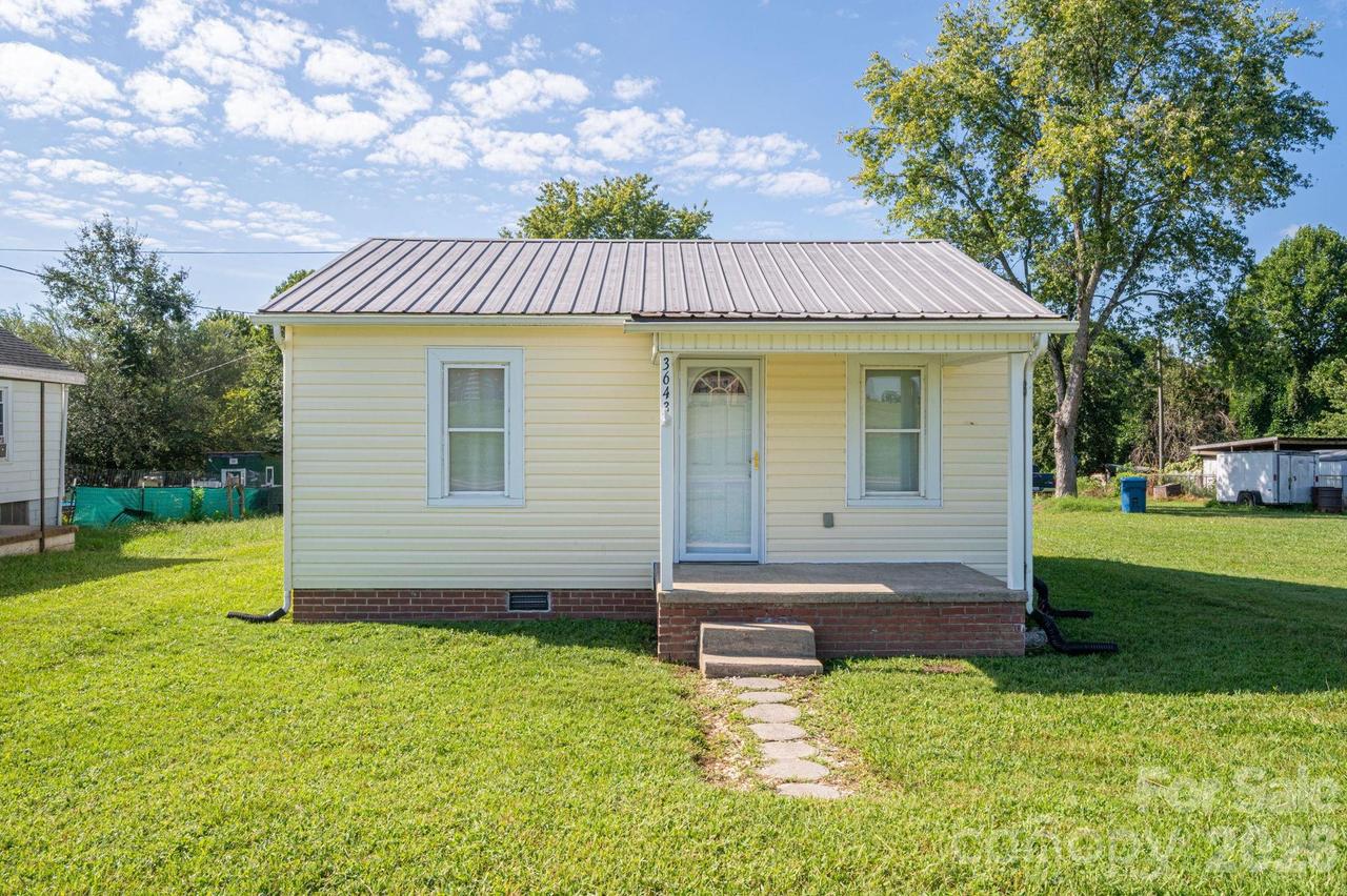 3643 Icard Rhodhiss Rd., Connelly Springs, NC 28612