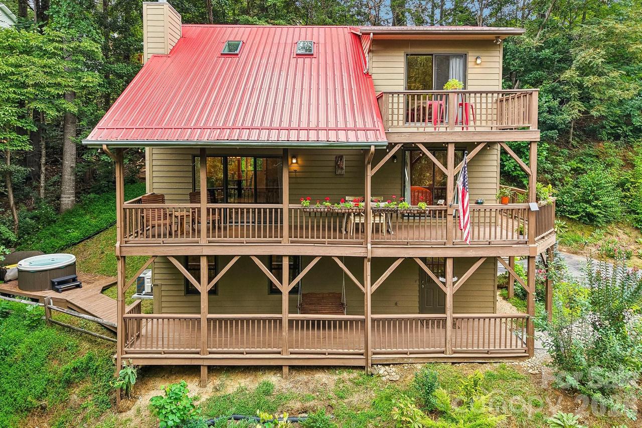 36 Nicholas Ln., Maggie Valley, NC 28751