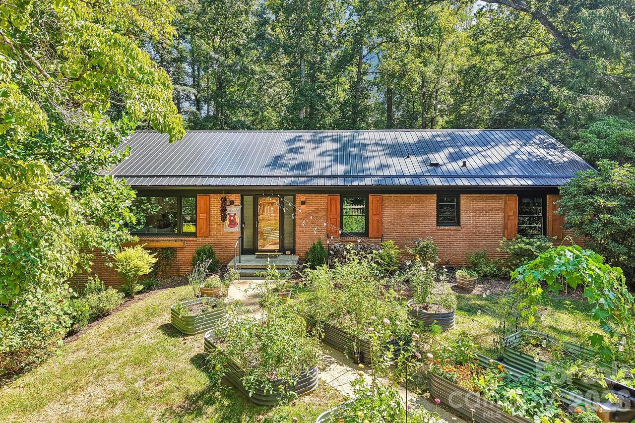 333 Kenilworth Rd., Asheville, NC 28805