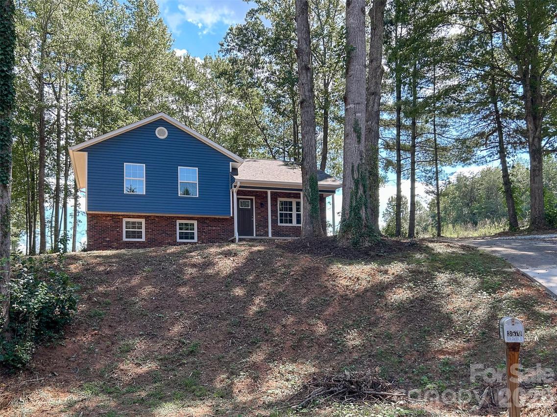 3570 Brook St., Lenoir, NC 28645