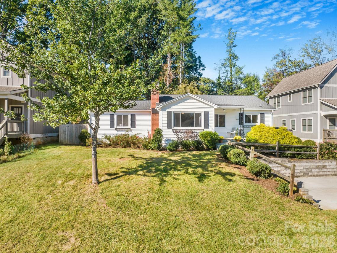 24 Cedar St., Asheville, NC 28803