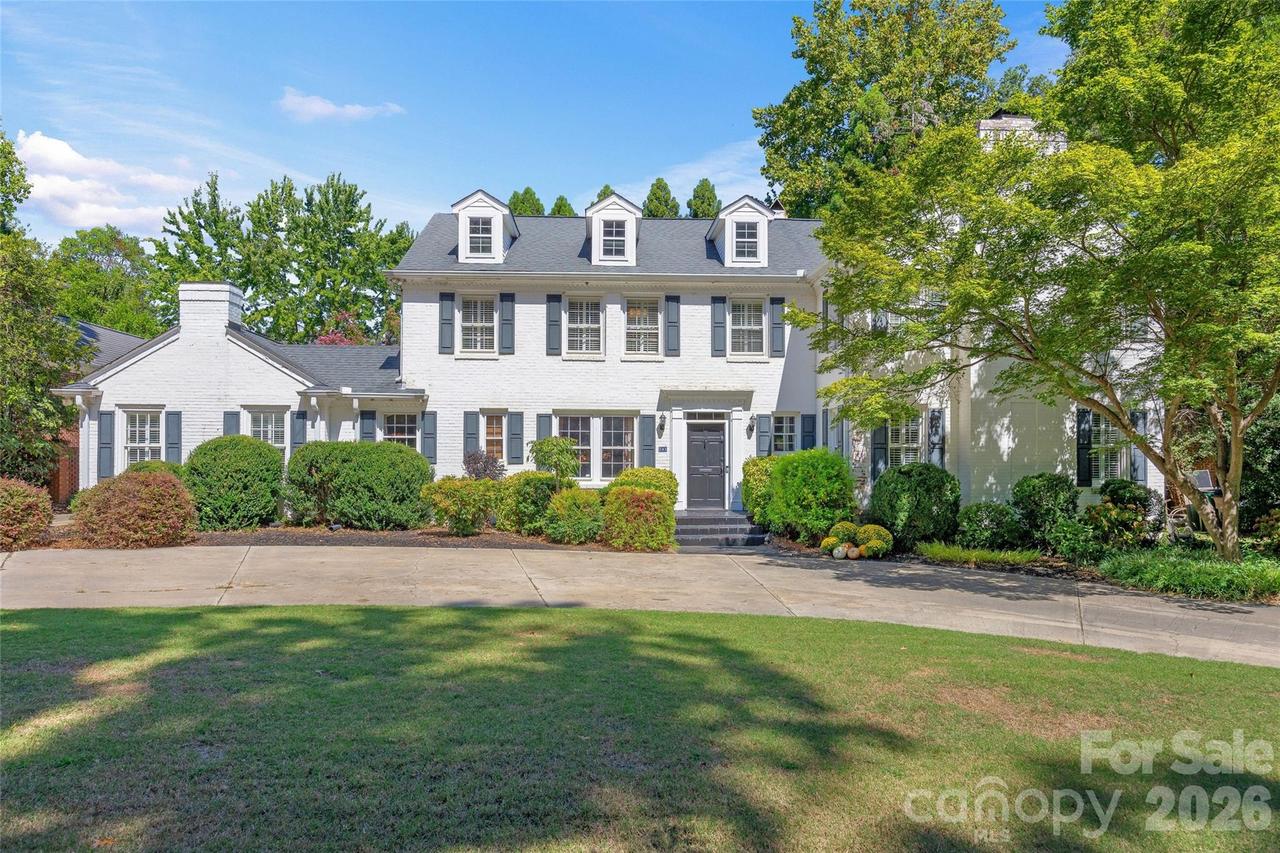 241 Huntley Pl., Charlotte, NC 28207