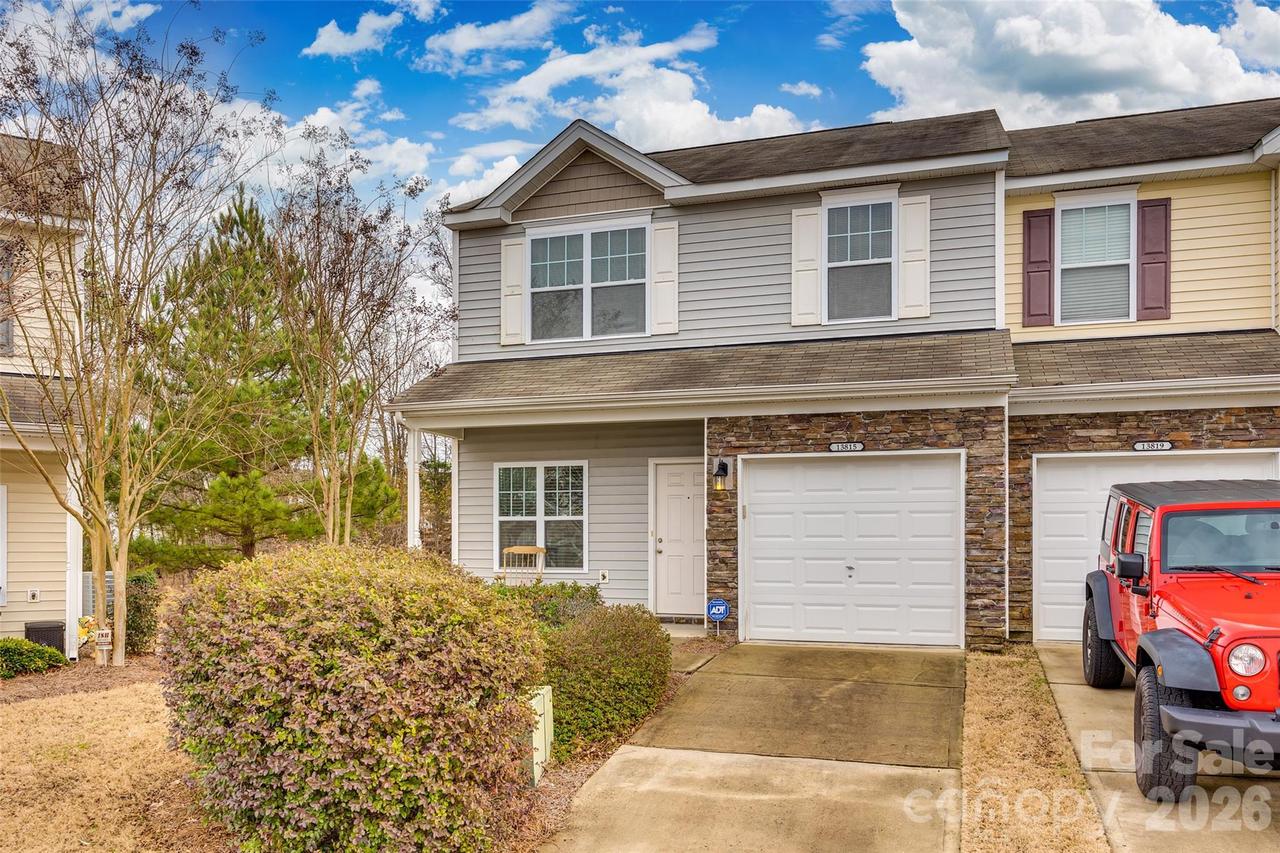 13815 Singleleaf Ln., Charlotte, NC 28278