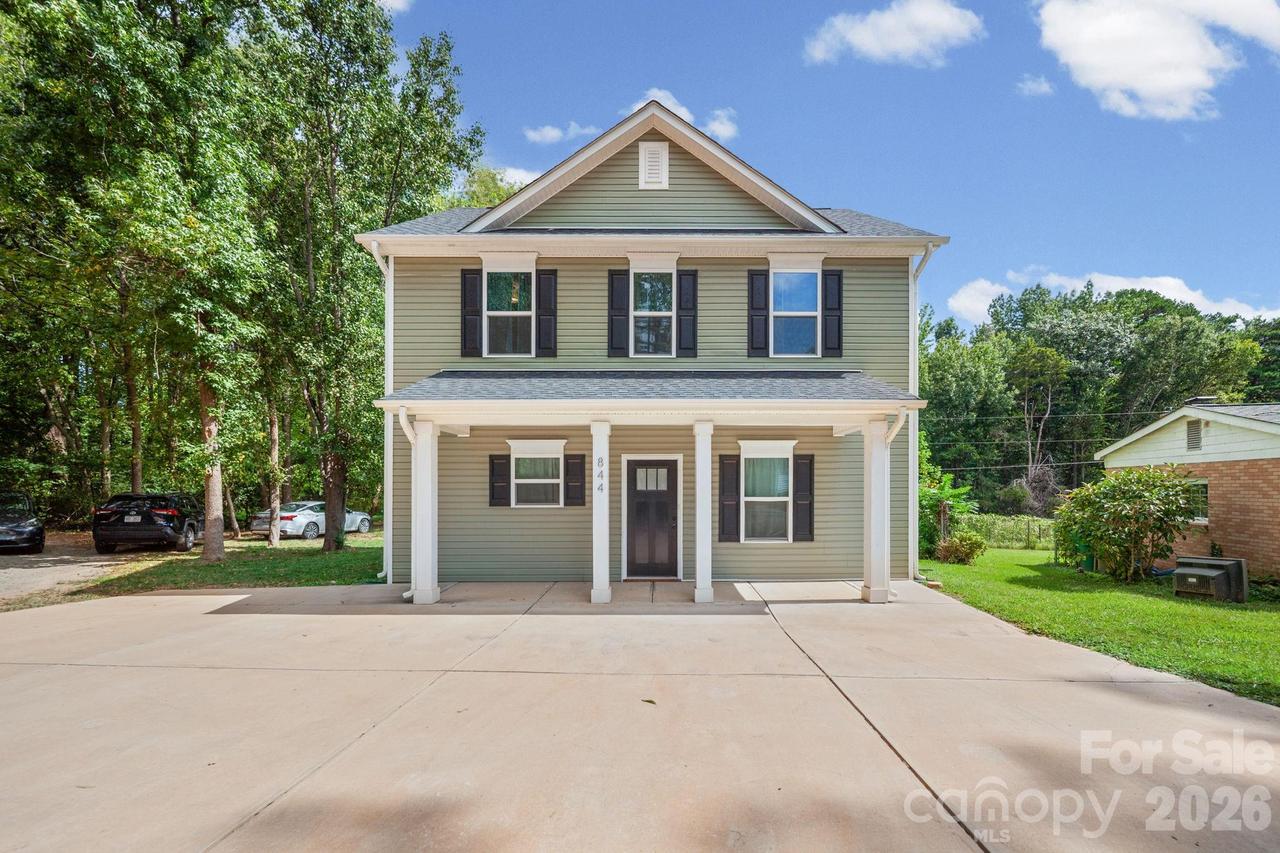 844 Matthews School Rd., Matthews, NC 28105