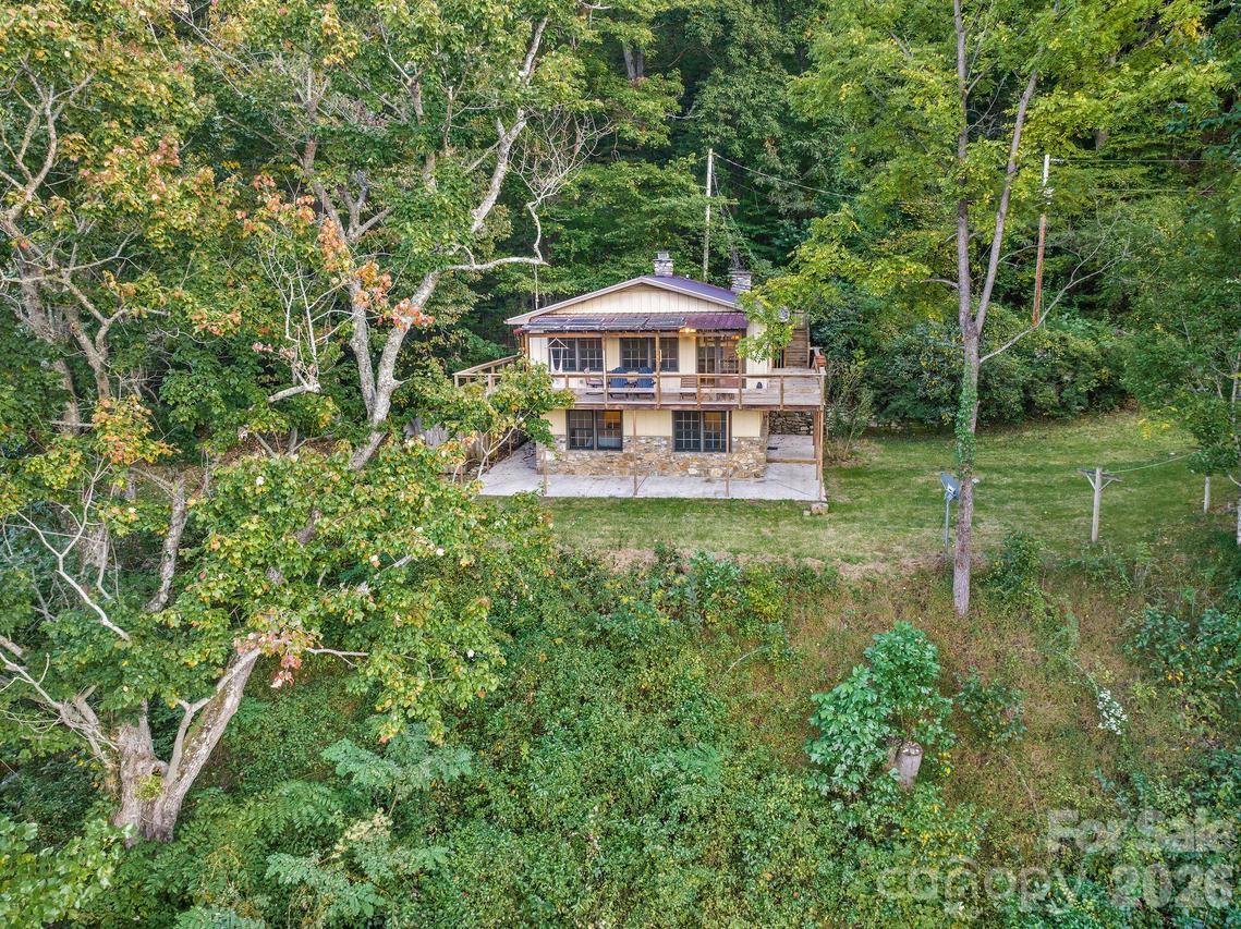 74 Lanzi Ledge Rd., Leicester, NC 28748