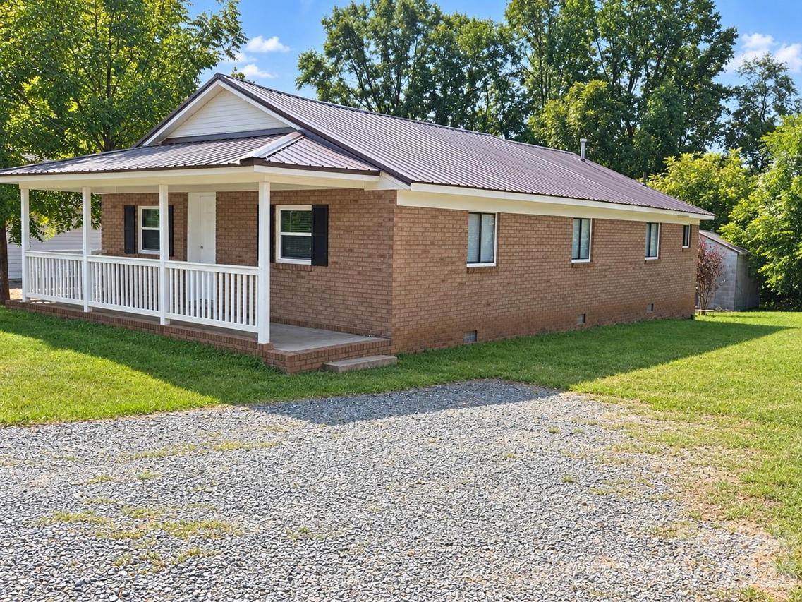 1231 Bradford Heights Rd., Gastonia, NC 28054