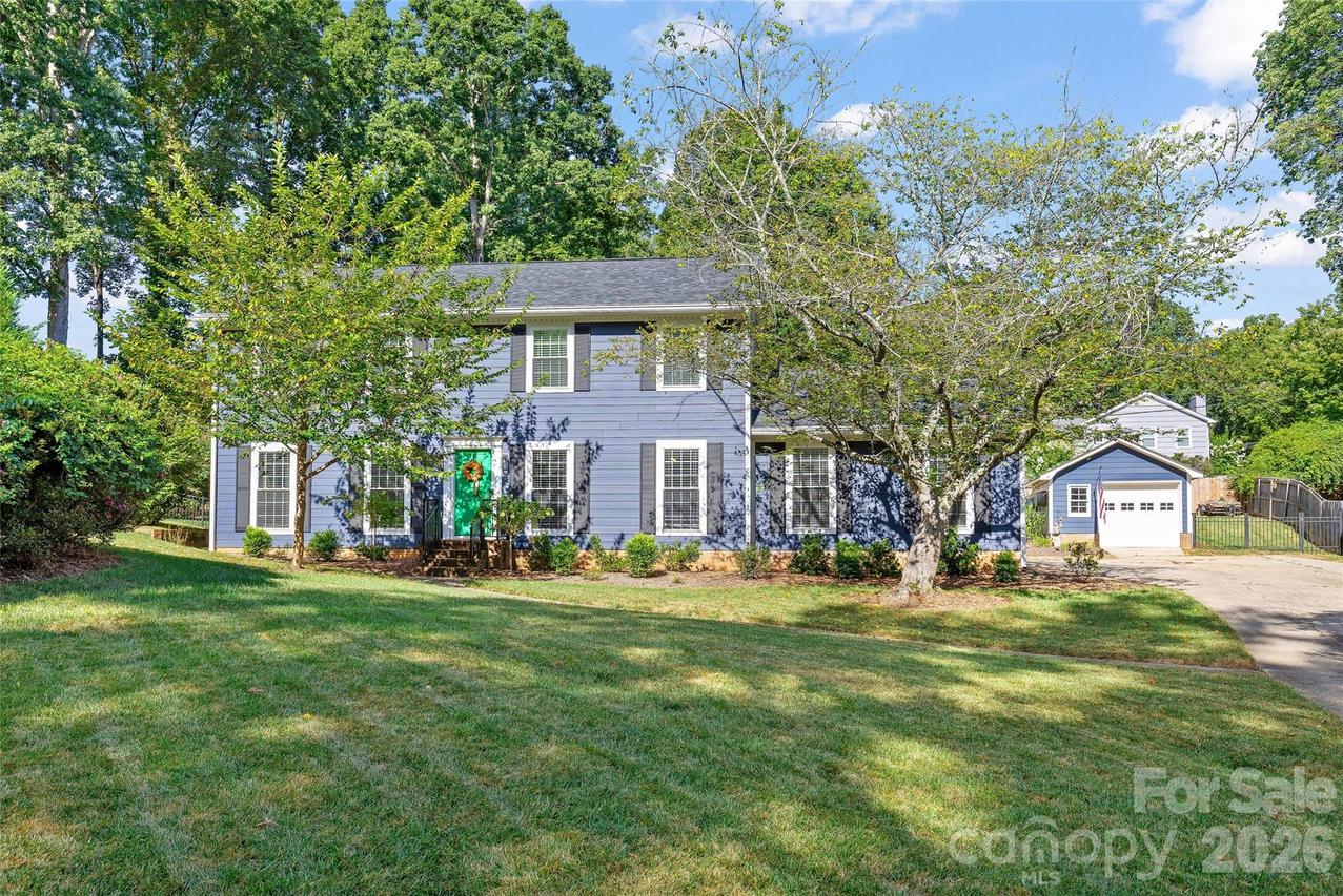 1109 Tuxedo Ct., Charlotte, NC 28211