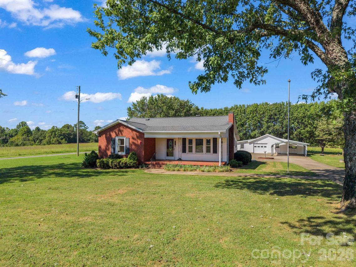 495 Tiney Rd., Ellenboro, NC 28040
