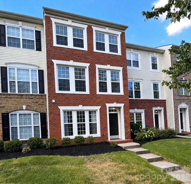 9810 Kings Parade Blvd., Charlotte, NC 28273