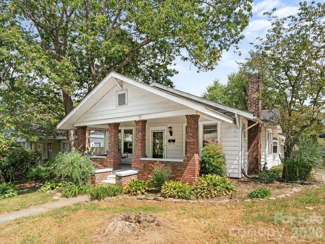 31 Dorchester Ave., Asheville, NC 28806